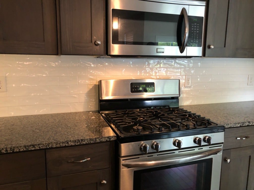 Granite vs. Quartz vs. Quartzite: Countertop Guide
